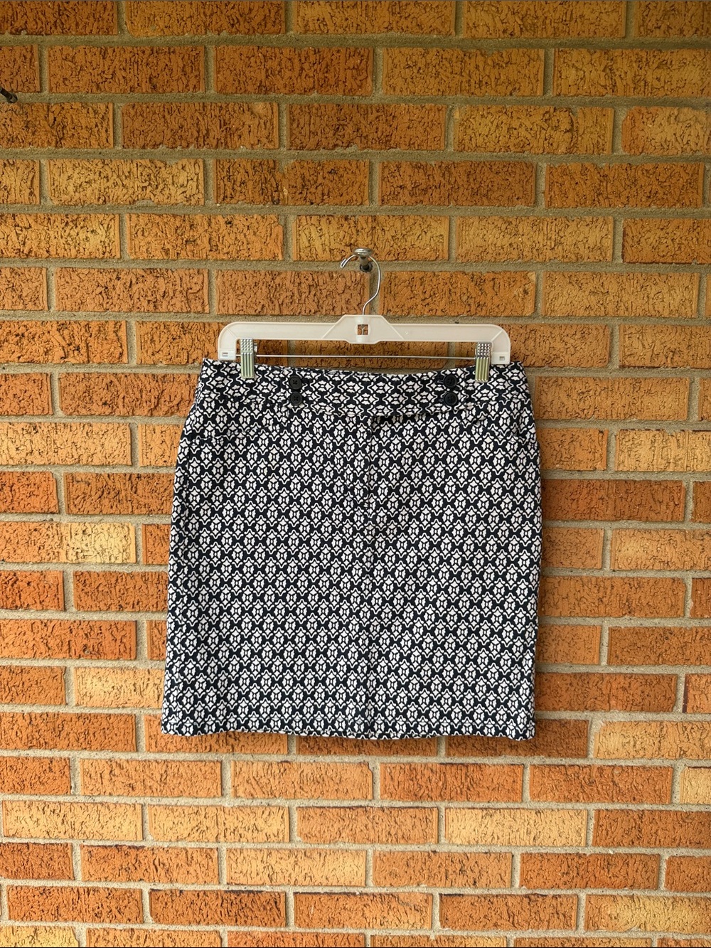 Ann Taylor Corduroy Fall Skirt Navy Blue w White Print Size 8 Like New!